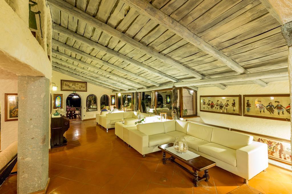 Hotel Don Diego Loiri Porto San Paolo Exterior foto
